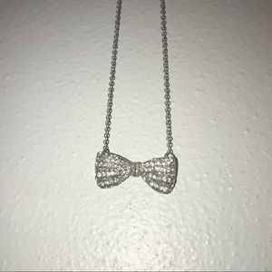 Bow Necklace